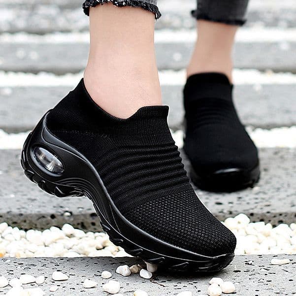 Online sneaker